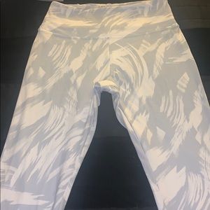 Balance Soft Gym ankle leggings